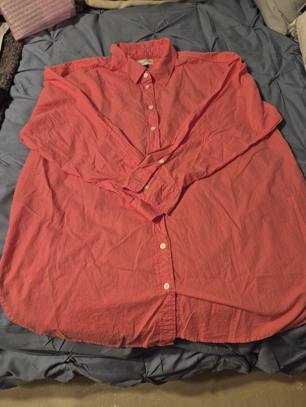 Universal Thread Coral Tunic Fit Women’s Shirt